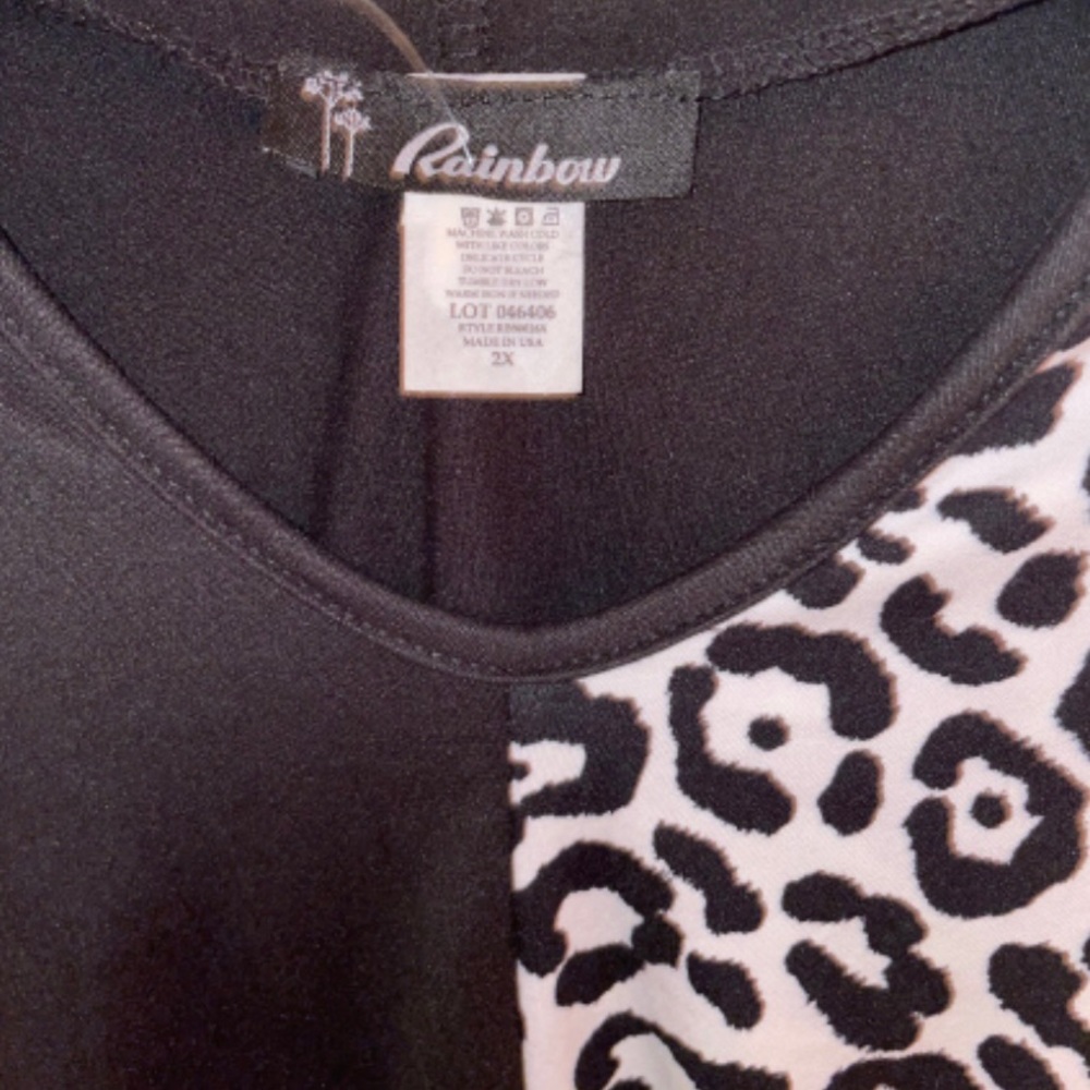 2xl black/white leopard crop hoodie  NWOT - Picture 3 of 3